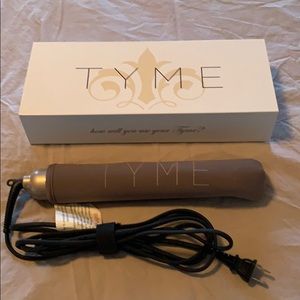 TYME hair straighter/styler